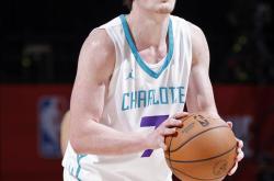 兰博竞技- 东契奇骂教练 