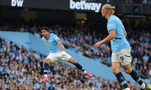 英超倒计时，布莱顿赛后队长鼓劲，细节引发关注，悬念犹存，资深球员宣示担当的简单介绍