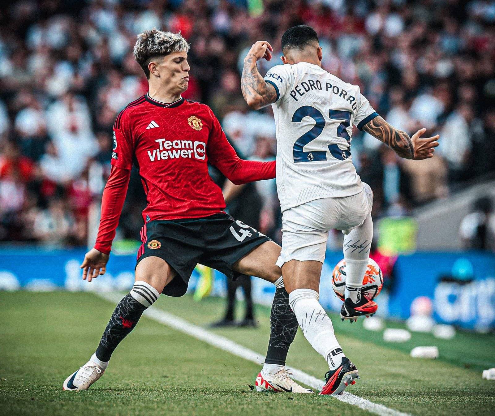  莎拉波娃露缝隙图片 