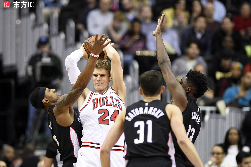 Uzi在公牛比赛中逆转,比分优势明显引发热议!的简单介绍 Uzi在公牛比赛中逆转,比分优势明显引发热议!的简单介绍