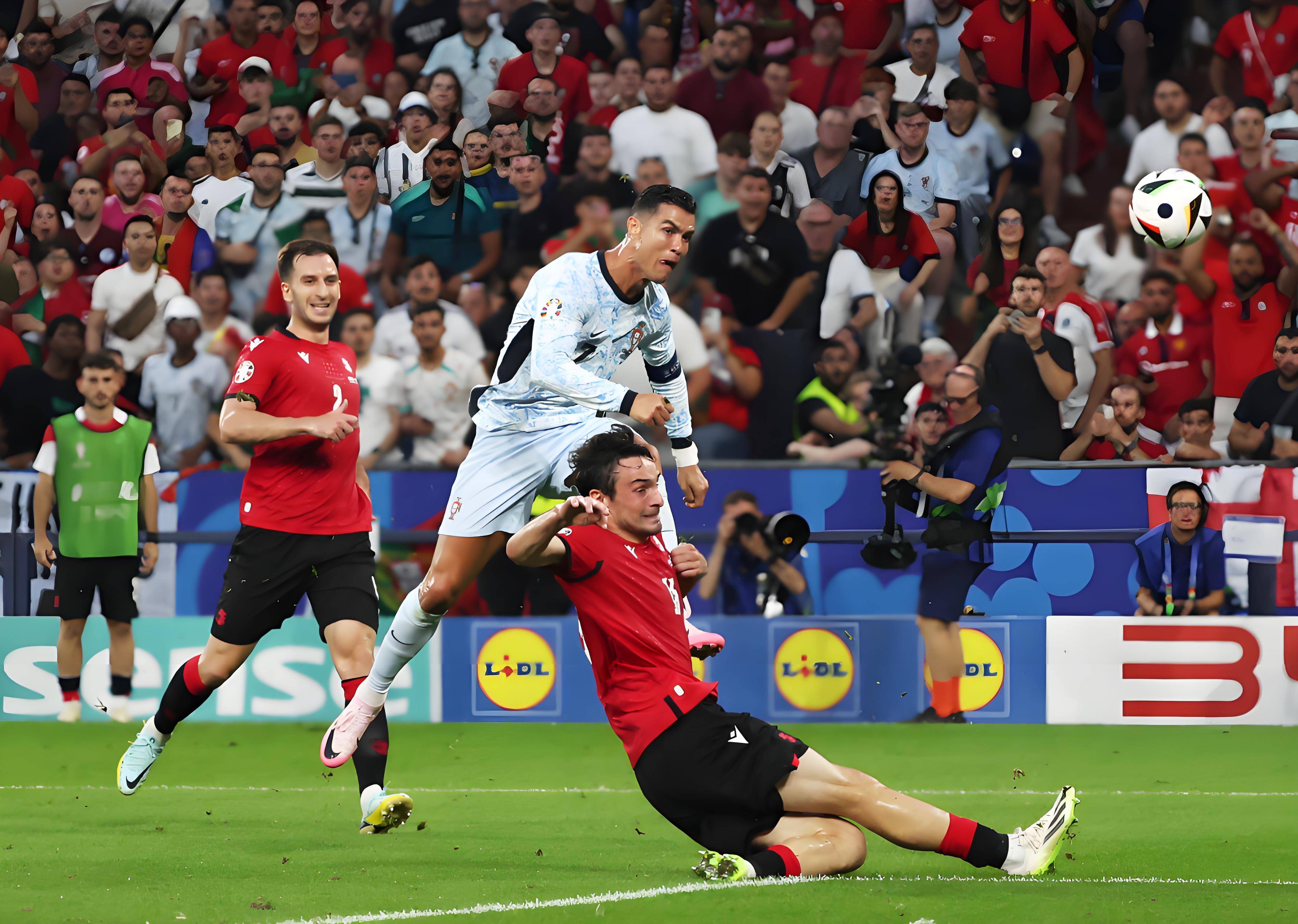 关于C罗连续七场比赛得分超过精彩发挥，SKT挑战极限！的信息